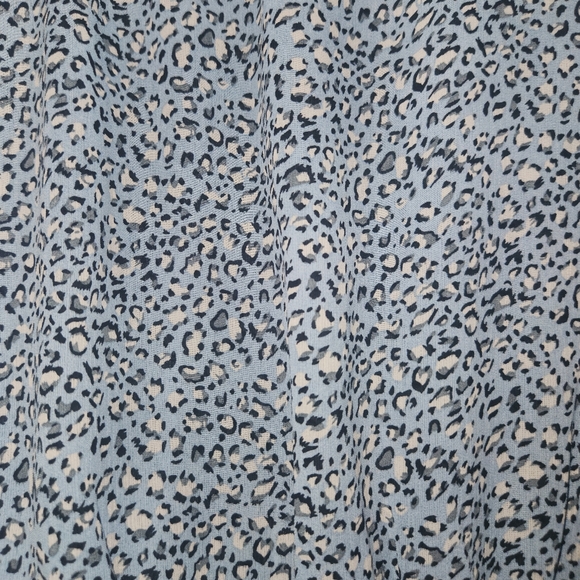 Top - Picture 3 of 4